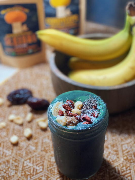 Mermaid Mushroom-Matcha Smoothie (Paleo Vegan GF)